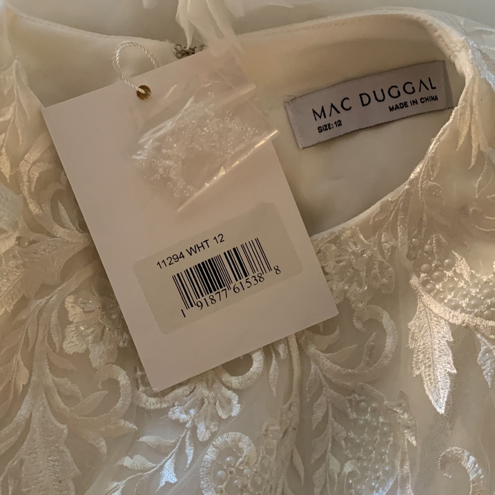 Mac Duggal White Floral Appliqué Tulle Cocktail Dress - Picture 15 of 16